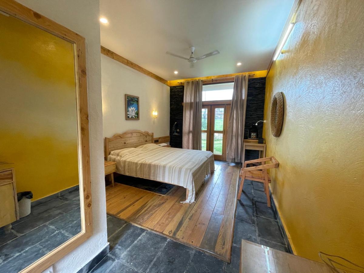 Osho Himalayas Wellness Resort Kangra Exterior photo