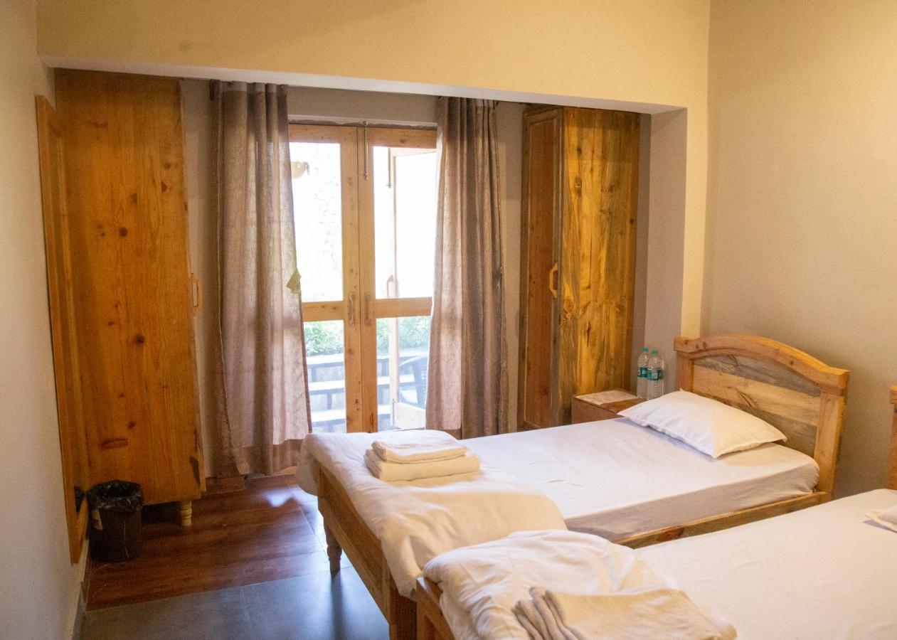 Osho Himalayas Wellness Resort Kangra Exterior photo